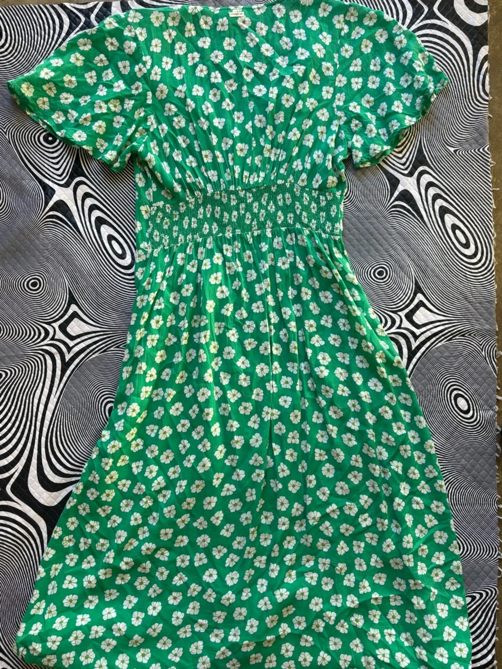 Billabong Green Floral Button-Front Maxi Dress - Picture 2 of 8